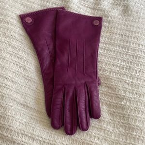 Coach gloves